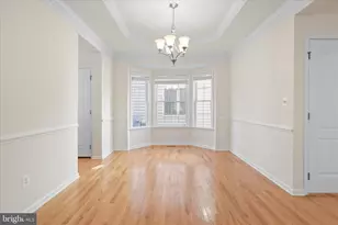 25209 Eisenhower Dr, Chantilly, VA 20152 - Photo 4