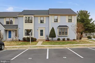 9 Conoy Ct, Sterling, VA 20165 - Photo 2