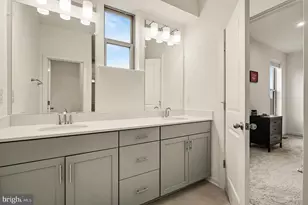 45956 Swallow Ter, Sterling, VA 20165 - Photo 12