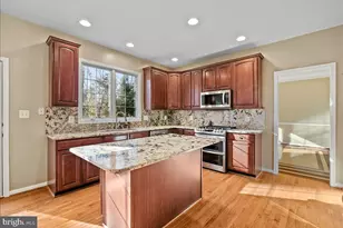 25413 Bradshaw Dr, Chantilly, VA 20152 - Photo 14