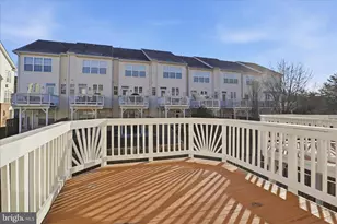 20432 Homeland Terrace, Ashburn, VA 20147 - Photo 18