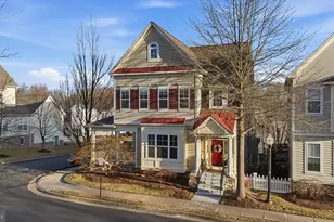 36107 Legend Drive, Round Hill, VA 20141 - Photo 2