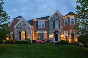 25604 12 Cedars Ct, Chantilly, VA 20152 - Photo 1