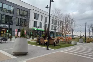 44682 Provincetown Dr, Ashburn, VA 20147 - Photo 8