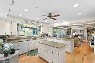 16309 Hamilton Station Rd, Waterford, VA 20197 - Photo 28