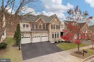 18771 Thomas Lee Way, Leesburg, VA 20176 - Photo 2