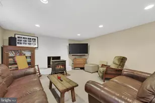 100 S Hughes St, Hamilton, VA 20158 - Photo 36