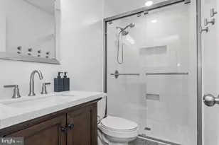 43484 Blacksmith Square, Ashburn, VA 20147 - Photo 20