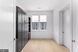 22171 Springside Terr, Ashburn, VA 20148 - Photo 10