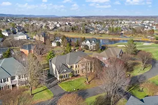 18545 Sandpiper Pl, Leesburg, VA 20176 - Photo 2