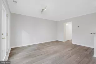 203 Greenfield Ct, Sterling, VA 20164 - Photo 12