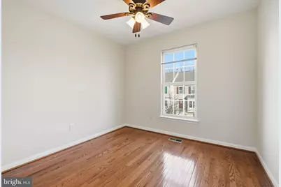 45563 Whitcomb Square, Sterling, VA 20166 - Photo 18