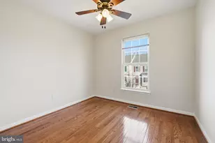 45563 Whitcomb Square, Sterling, VA 20166 - Photo 18