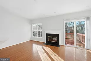 45563 Whitcomb Square, Sterling, VA 20166 - Photo 8