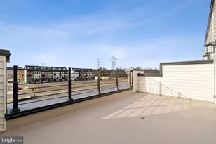 22798 Tawny Pine, Brambleton, VA 20148 - Photo 6