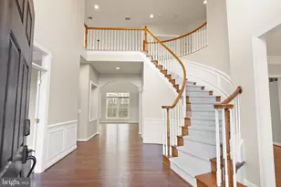 24126 Lenah Woods Pl, Aldie, VA 20105 - Photo 6