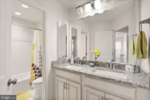 23491 Epperson Square, Brambleton, VA 20148 - Photo 38