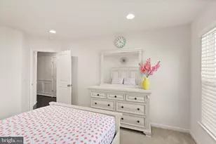 23491 Epperson Square, Brambleton, VA 20148 - Photo 34