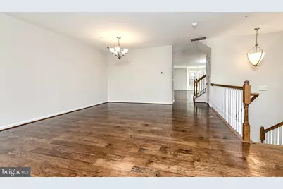 459 Kornblau Terrace SE, Leesburg, VA 20175 - Photo 8