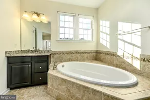 459 Kornblau Terrace SE, Leesburg, VA 20175 - Photo 18