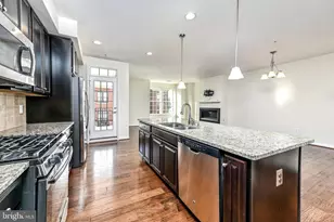 459 Kornblau Terrace SE, Leesburg, VA 20175 - Photo 4