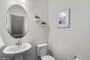 23049 Cottonwillow Sq, Brambleton, VA 20148 - Photo 30