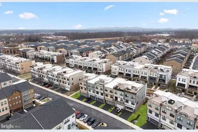 23049 Cottonwillow Square, Brambleton, VA 20148 - Photo 54