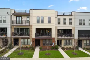 23049 Cottonwillow Sq, Brambleton, VA 20148 - Photo 1