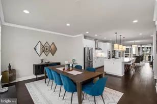 23049 Cottonwillow Sq, Brambleton, VA 20148 - Photo 14