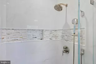 22455 Pine Ridge Ct, Ashburn, VA 20148 - Photo 36