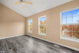 22078 Manning Square, Sterling, VA 20166 - Photo 14