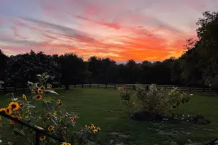 19075 Foxgreen Cir, Leesburg, VA 20175 - Photo 2