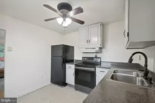 18390 Silcott Springs Rd, Purcellville, VA 20132 - Photo 6