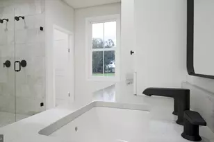 41947 Night Nurse Cir, Brambleton, VA 20148 - Photo 20