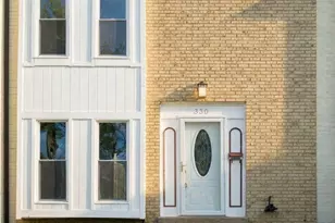 330 Shenandoah St SE, Leesburg, VA 20175 - Photo 1