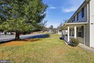 37127 Butts Ln, Purcellville, VA 20132 - Photo 4