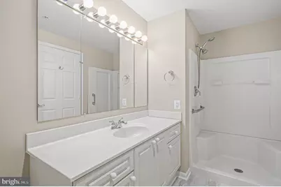 19355 Cypress Ridge Terrace #802, Leesburg, VA 20176 - Photo 22