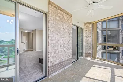 19355 Cypress Ridge Terrace #802, Leesburg, VA 20176 - Photo 6