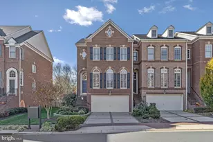 18527 Bear Creek Terrace, Leesburg, VA 20176 - Photo 2