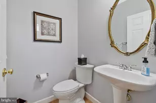 18527 Bear Creek Terrace, Leesburg, VA 20176 - Photo 4