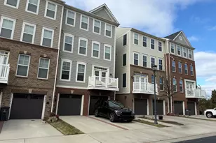 25215 Split Creek Terrace, Chantilly, VA 20152 - Photo 2