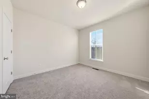 22912 Bubbling Brook Dr, Brambleton, VA 20148 - Photo 24