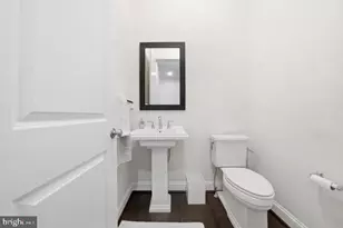 22912 Bubbling Brook Dr, Brambleton, VA 20148 - Photo 26