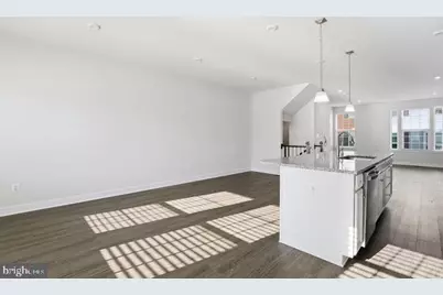 42538 Tiber Falls Square, Sterling, VA 20166 - Photo 4