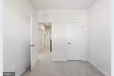 42538 Tiber Falls Square, Sterling, VA 20166 - Photo 16