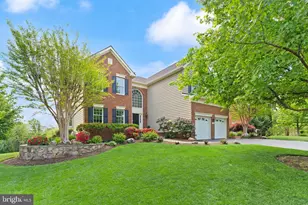 43387 La Belle Pl, Ashburn, VA 20147 - Photo 1