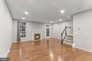 20395 Charter Oak Dr, Ashburn, VA 20147 - Photo 12