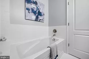 22786 Ferncrest Terrace, Brambleton, VA 20148 - Photo 18