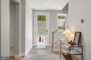 43442 Croson Ln, Ashburn, VA 20148 - Photo 6