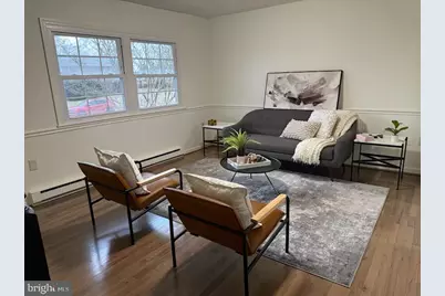 503 E Charlotte Street, Sterling, VA 20164 - Photo 2